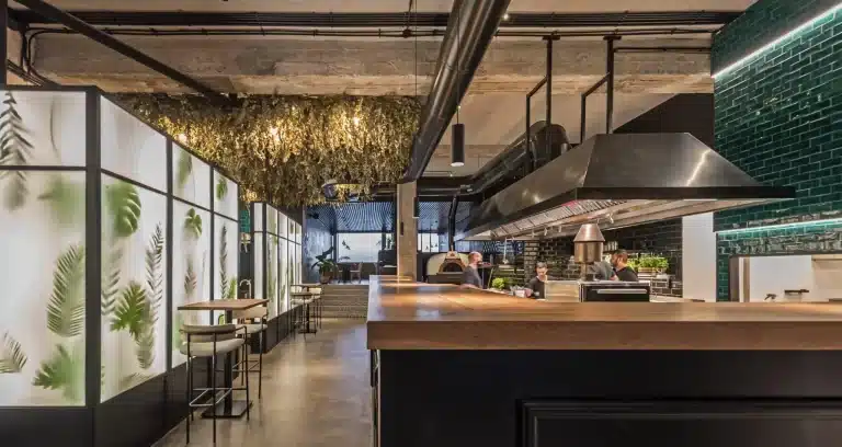 Proyecto de restaurante en de uso terciario